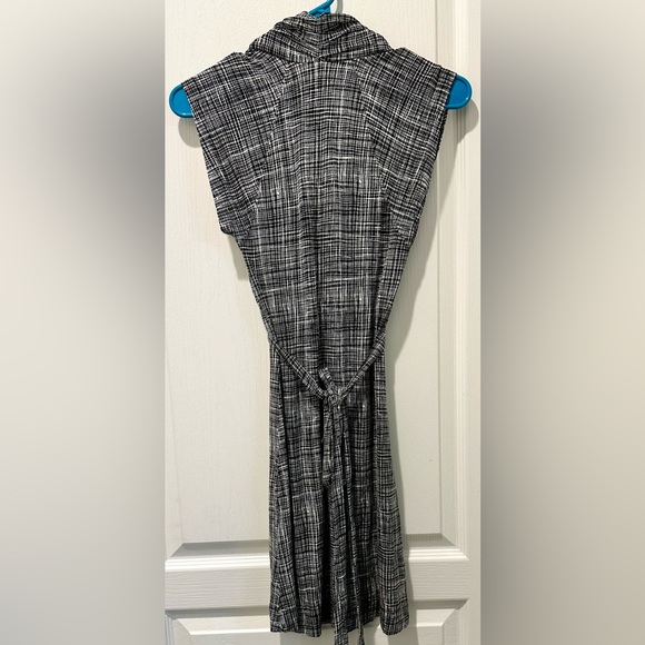 French Connection Overhang Sleeve Geo Grid V-neck Bruna Jersey A-line Mini Dress - Picture 7 of 8